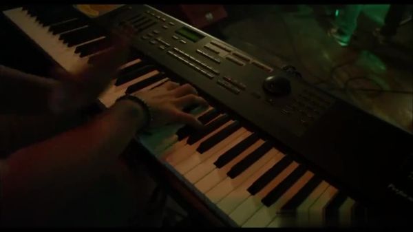 【华丽的外出】-韩国三级-中文字幕