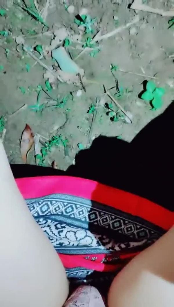 探花系列 第一女探花回归 户外勾搭啪啪野战 20220308