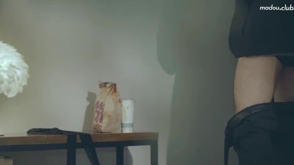 md0204-痴汉外送员–今日特餐-强制内射