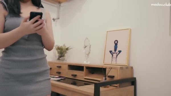 md0079-别人女友总是香？–骚货女友驭男术驭