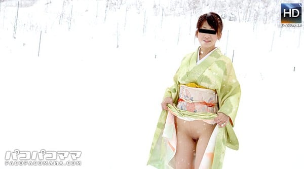 Pacopacomama 122912_816 北の国から 雪景色と母乳横山朋美